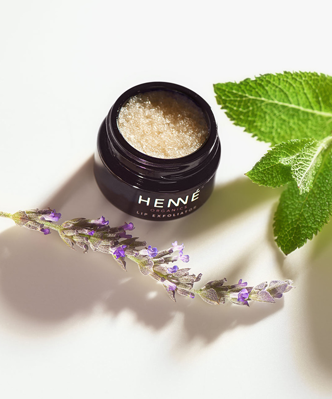 Henne Organics organic natural lip exfoliator