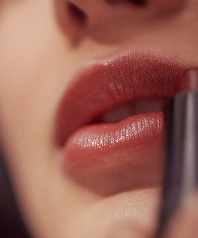 Henne organics luxury lip tint intrigue