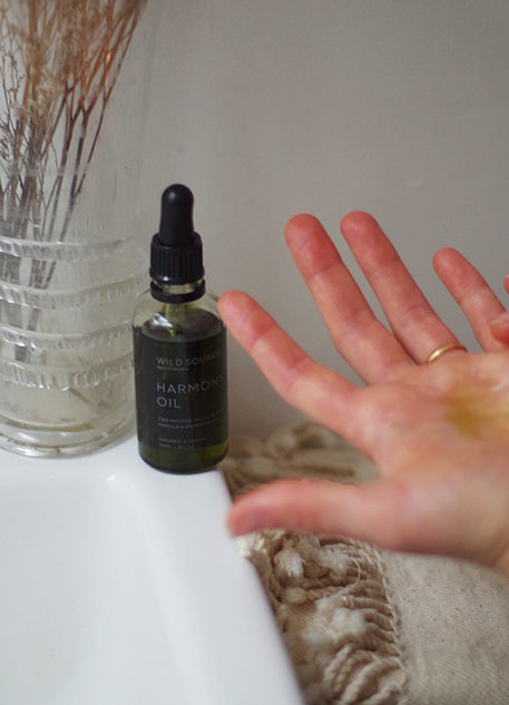 Healing acne naturally face oil