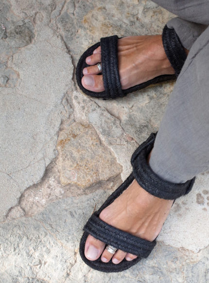 Of origin natural jute salines sandals black