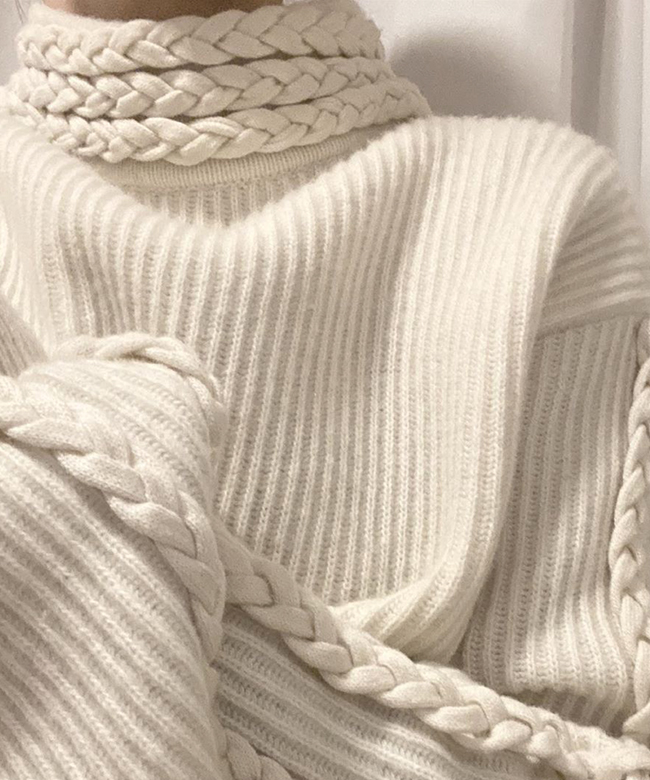 Envelope 1976 cream zurich sweater