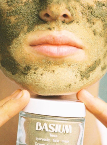Reve en vert maskne skincare for blemish prone acne skin types
