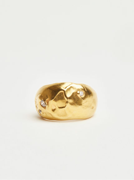 ethical sustainable recycled jewellery carolina de barros dalia gold ring
