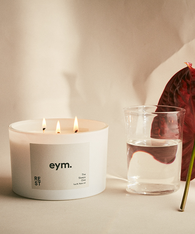 Eym natural non toxic candle rest for relaxation with lavender