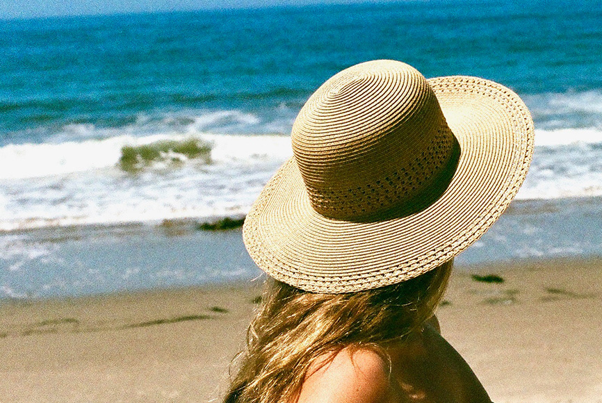 Reve en vert sustainable beach trip natural suncream sun protection swimwear