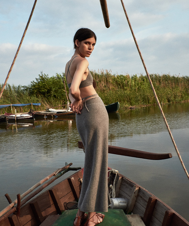 leap-cashmere-knitted-wide-leg-pants-grey-editorial-portrait-photograph
