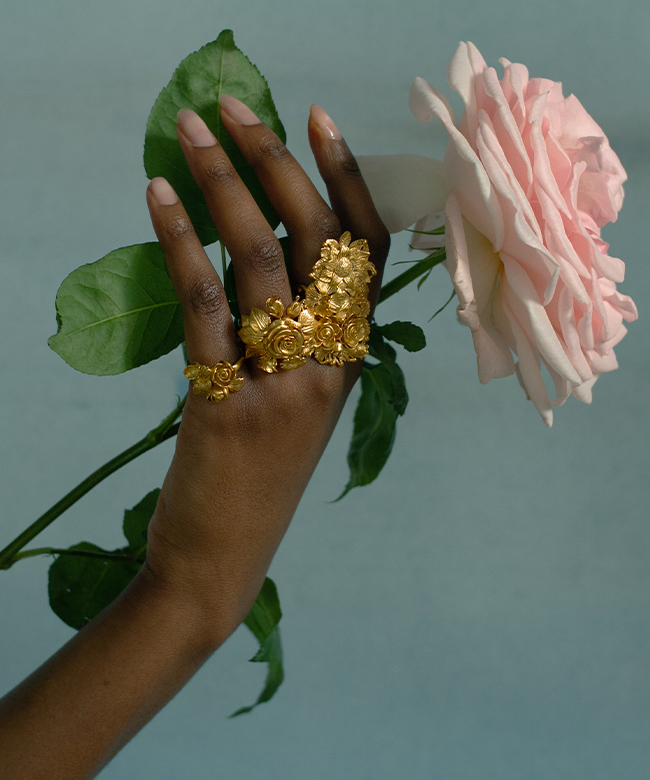 pippa-small-ethical-jewellery-product-lifestyle-image