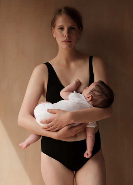 jorgen-house-sleep-bra-in-black-product-image
