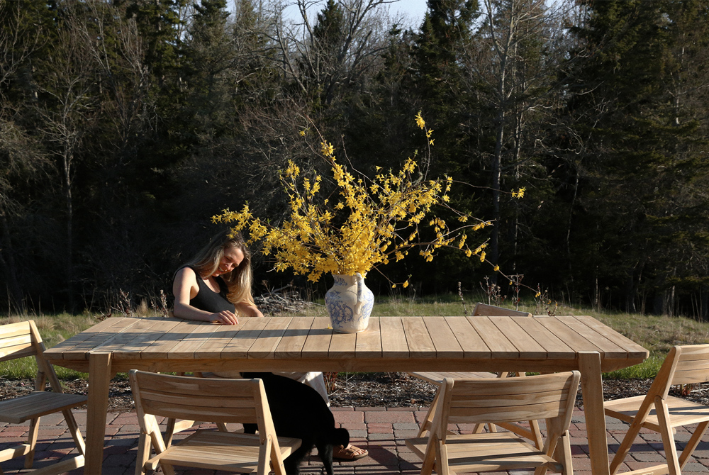 masaya-outdoor-dining-in-maine-editorial-landscape-image