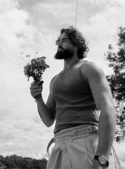 REV On Air: Gaz Oakley – The Beauty of a Simple Life